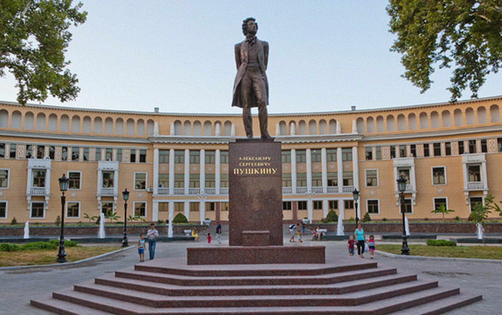 Город в честь пушкина. Памятник Пушкину в Ташкенте. Площадь Пушкина Ташкент. Памятник а. с. Пушкину (Пушкин, Октябрьский бульвар). Пушкин в Узбекистане памятник Пушкину в Ташкенте.