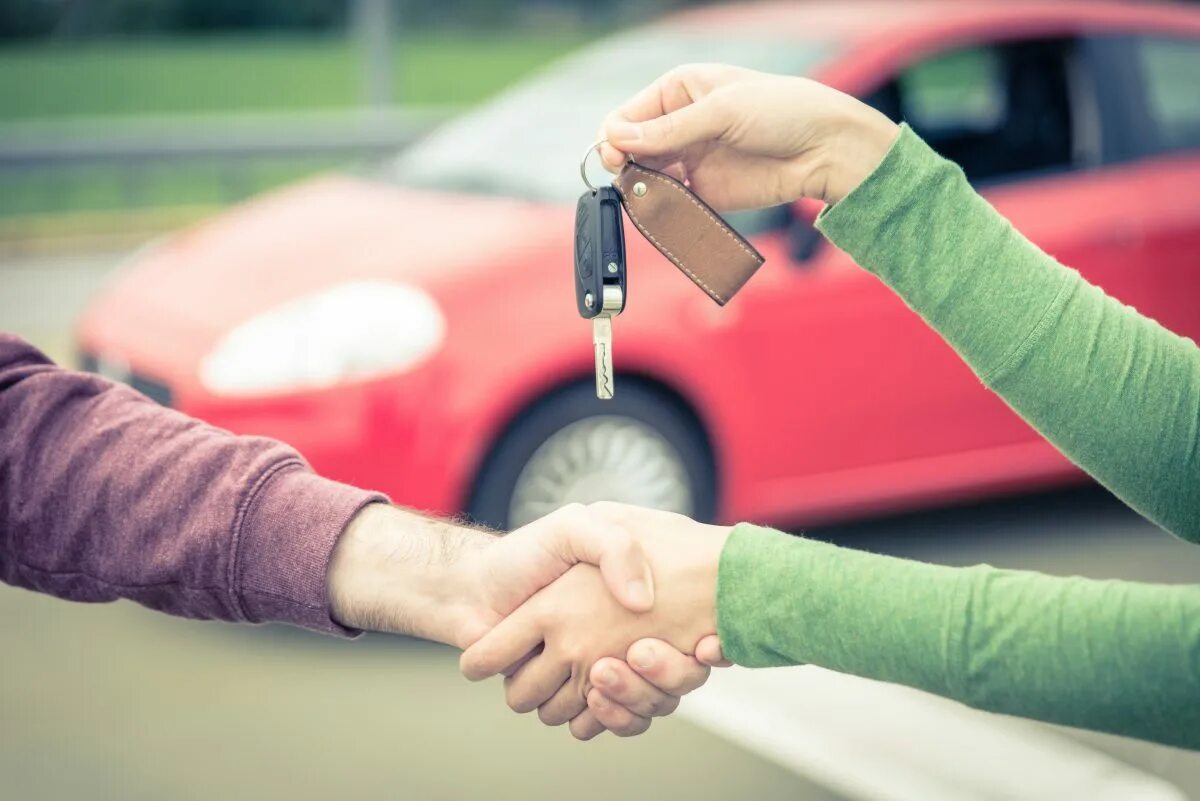 Go in your car. Продаю машину. пора продавать машину. продаю машину фото. car sell.