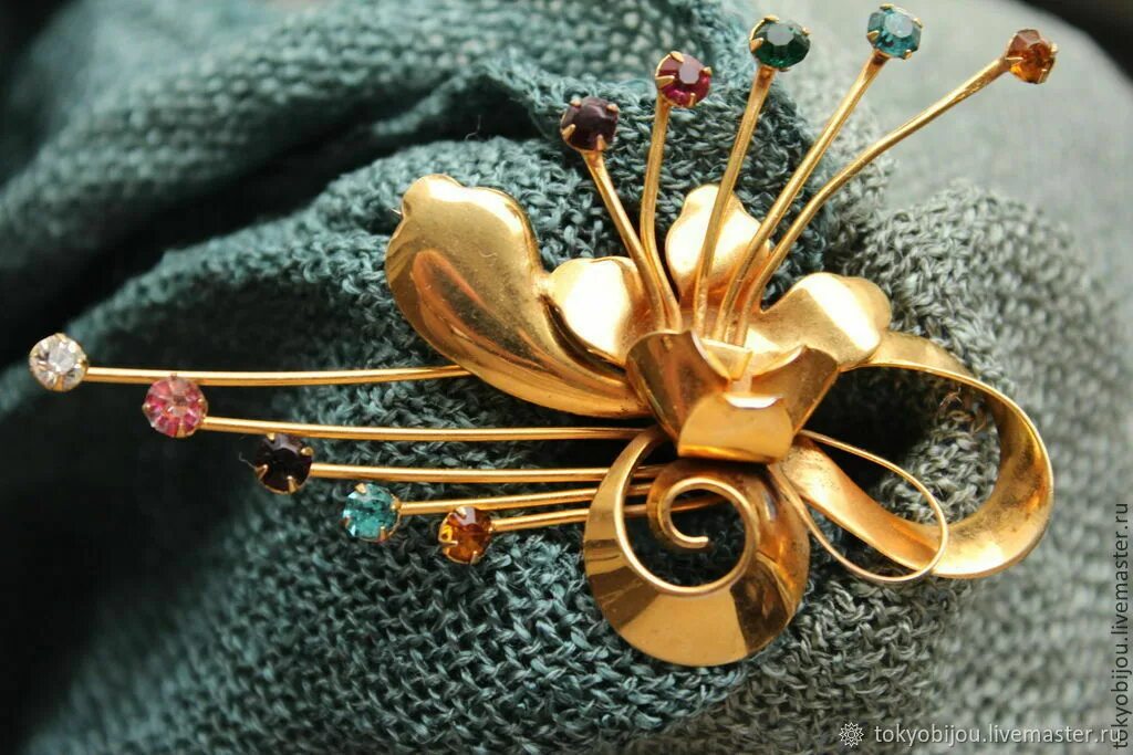 Брошь. Бурбонская лилия брошь. Шикарная брошь. Брошь на пальто. Брошь ландыши e303278.