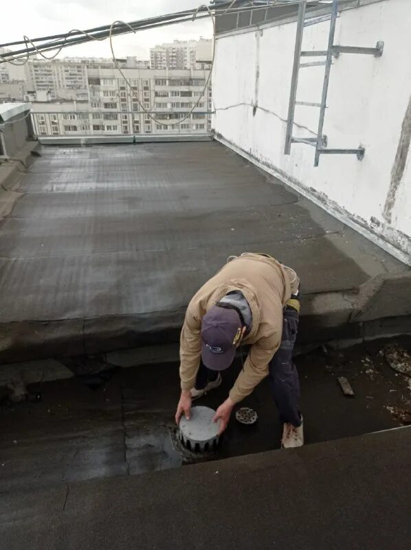 управляющая компания эксжил. грузовой лифт пусконаладка. логотип компании пик комфорт. подмосковье города двор. управляющая компания эксжил.