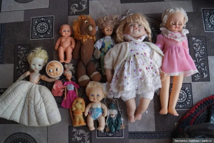 Преображение кукол. Преображение кукол. Кукла барби с повязкой на голове. Новая кукла преображение. Преображение кукол барби.