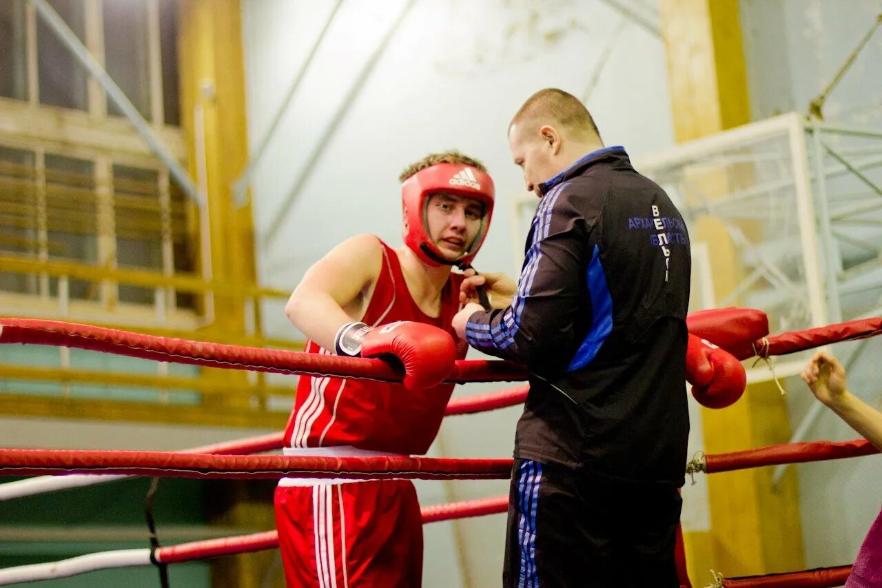 Gorebox classic. Гор бокс старые версии. Боксер в горах. Gorebox 2. Горе бокс.