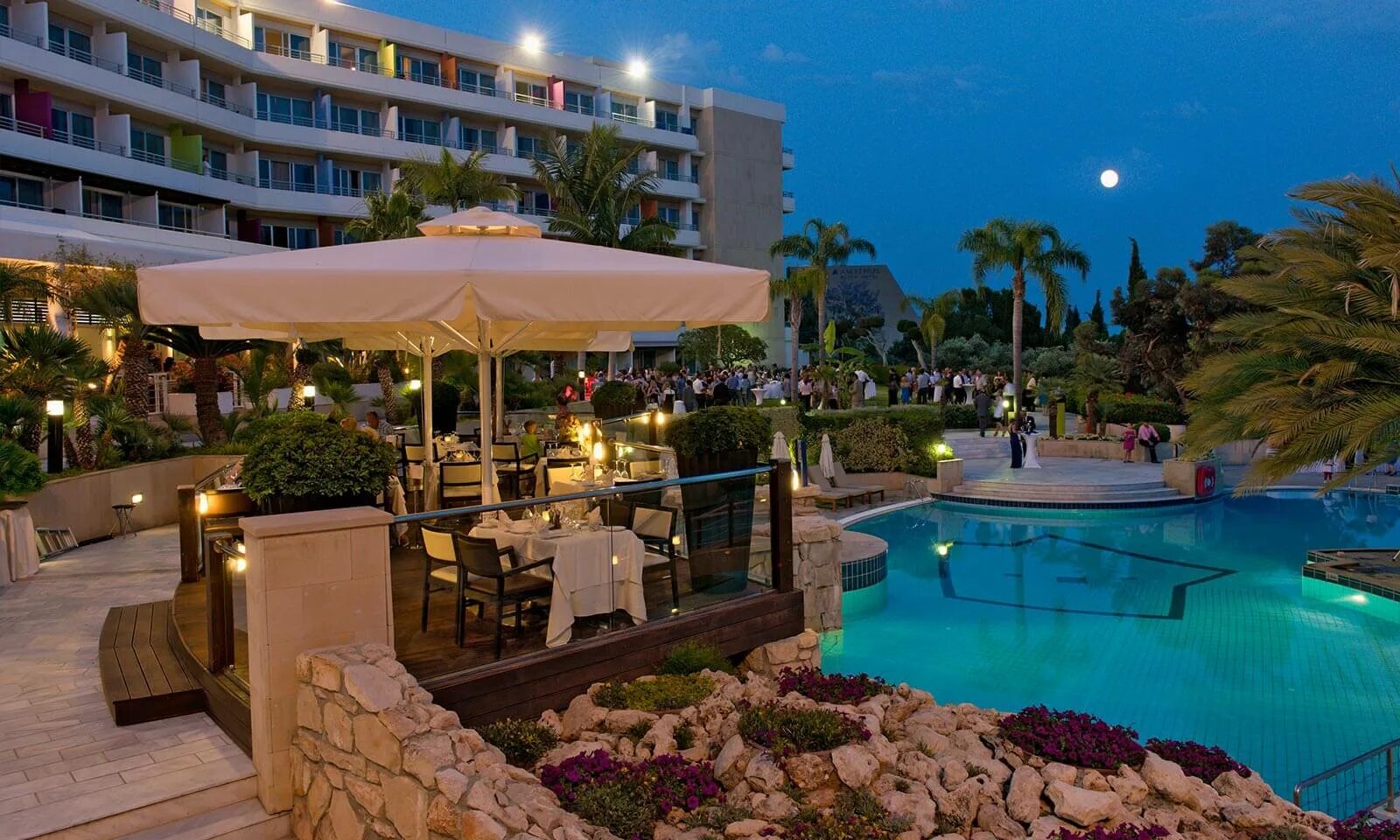 Отели кипра 4. Кипр лимассол отели. mediterranean beach hotel 4*. кипр медитеран лимассол. mediterranean hotel limassol.