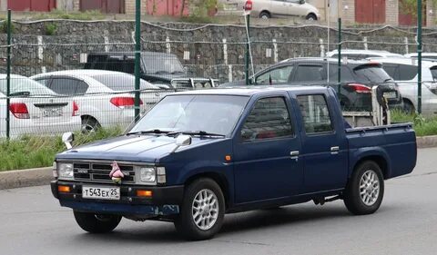 Ниссан на приморском