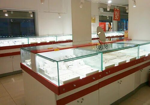 585 золотой энгельс. 585 золотой гипер. Ашан золото. Ювелирные магазины золота спб. Вайнера 9а 585 золотой.