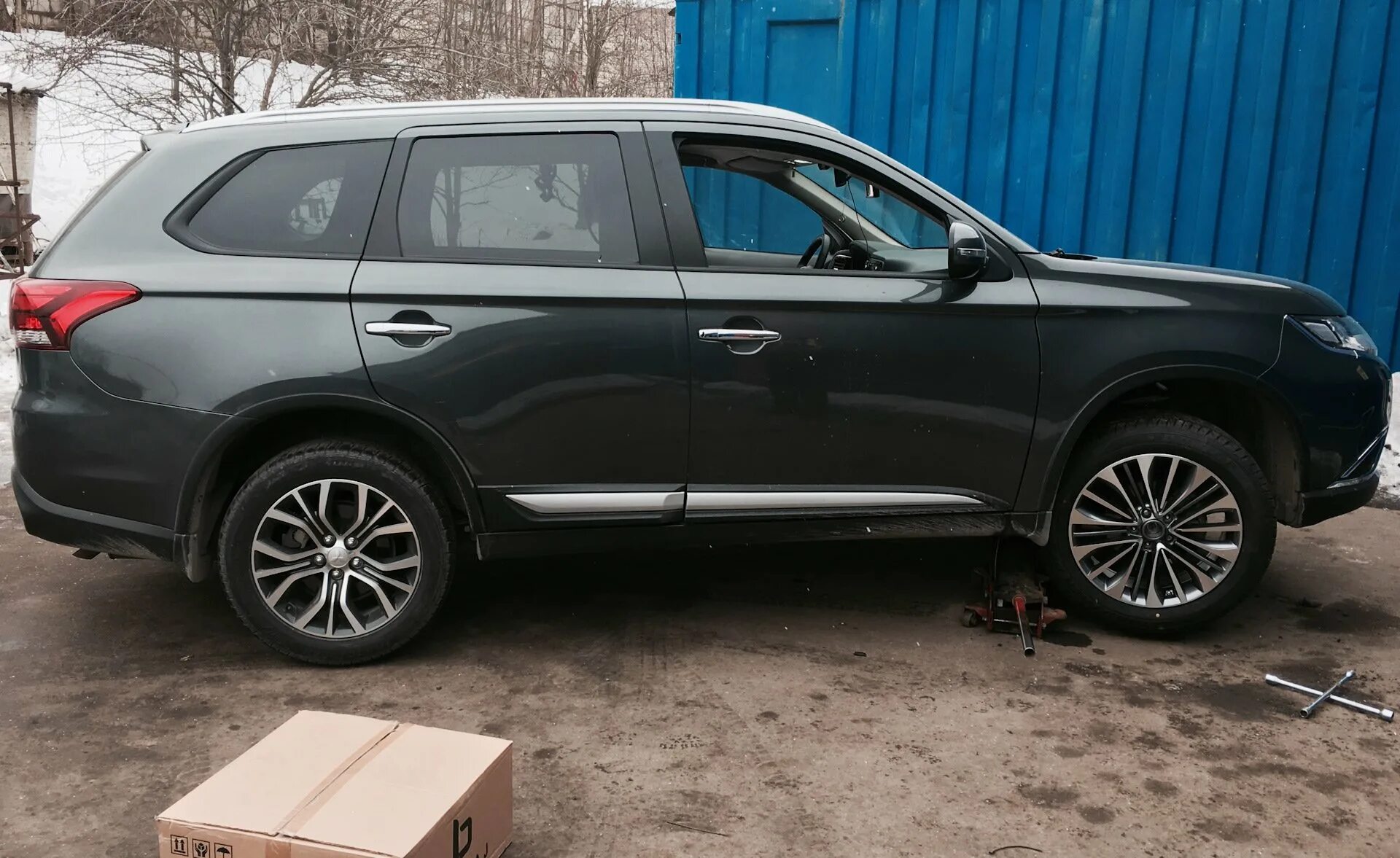 Мицубиси аутлендер r16. Диски mitsubishi outlander r16. диски на mitsubishi outlander 3. митсубиси аутлендер r19. outlander 3 r18.