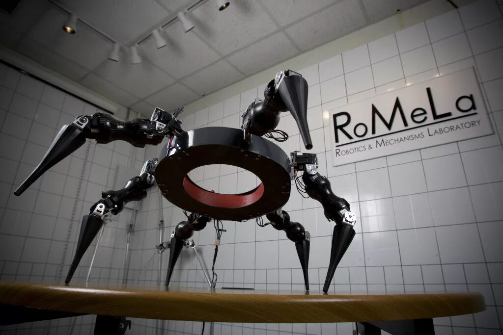 A robot is a special. Роботизированный дизайнер. Интересные роботы дизайнера. «Romela роботы. Синтетик робот.