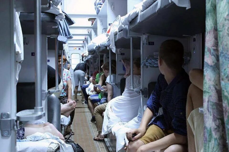 Удушливая парилка плацкарта Москва-Петербург Уголок зануды Дзен