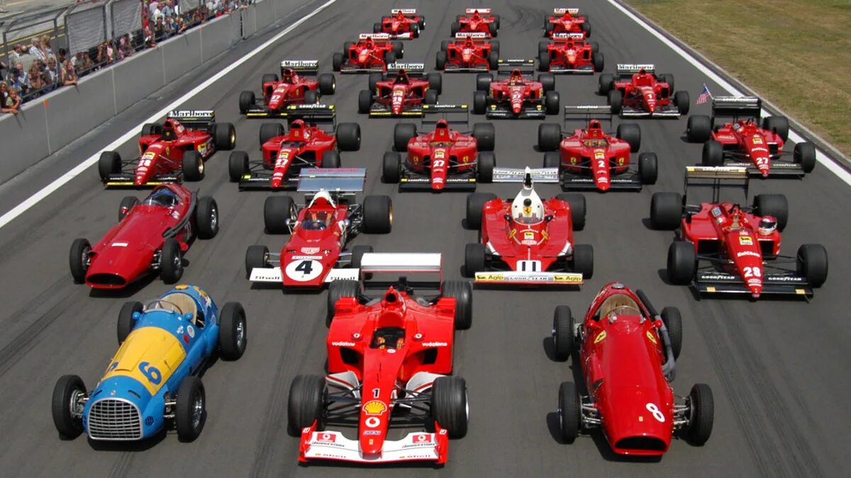 Формула 1 год основания. Феррари ф1 1993. F1 Ferrari Evolution 2021. F1 Ferrari Evolution 2022. F1 Эволюция болидов.