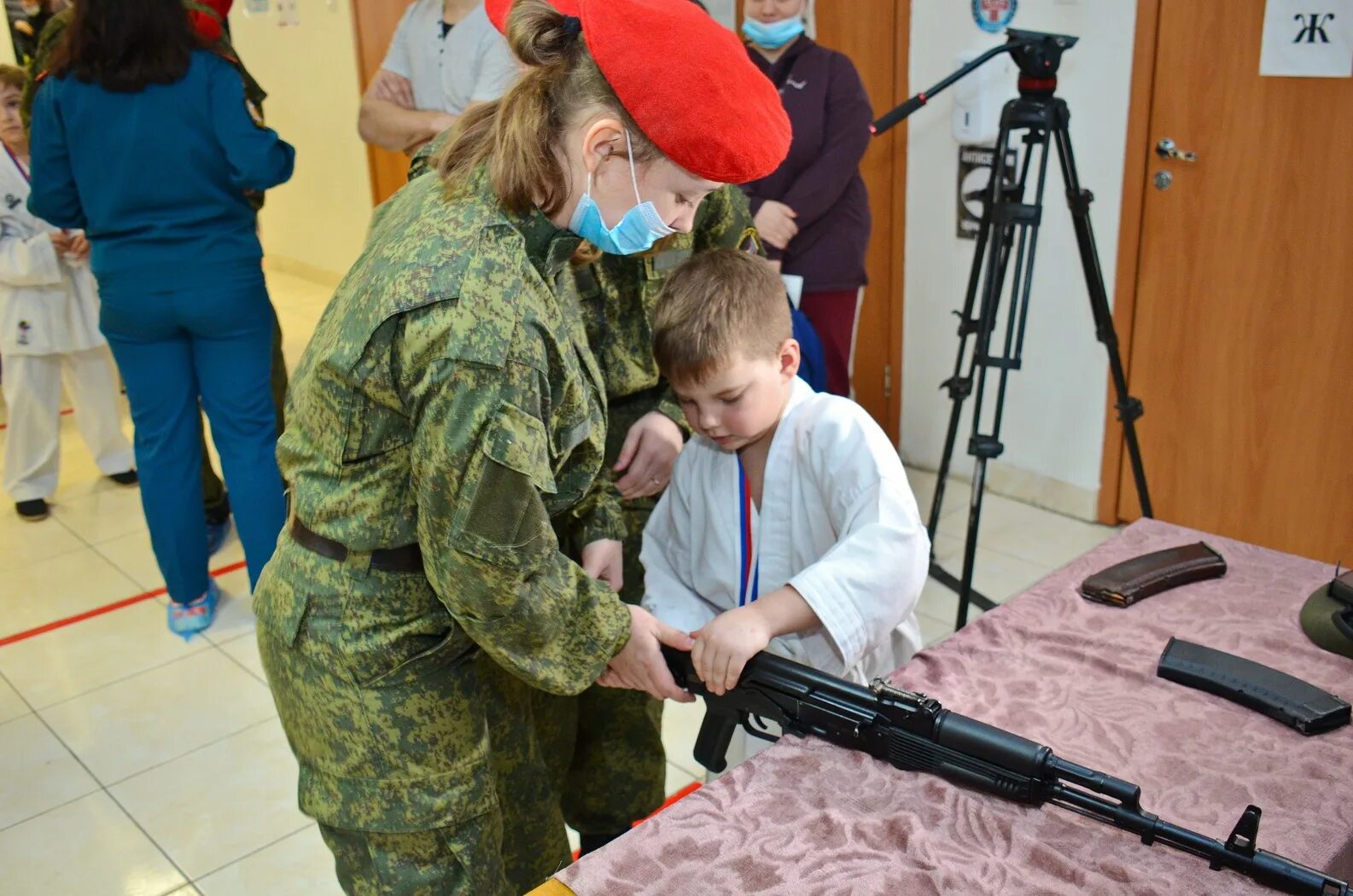 Школа Карпова. Патриотические праздники. 3 Патриотических праздника. СШ Карпова. Военно патриотический фестиваль сценарий