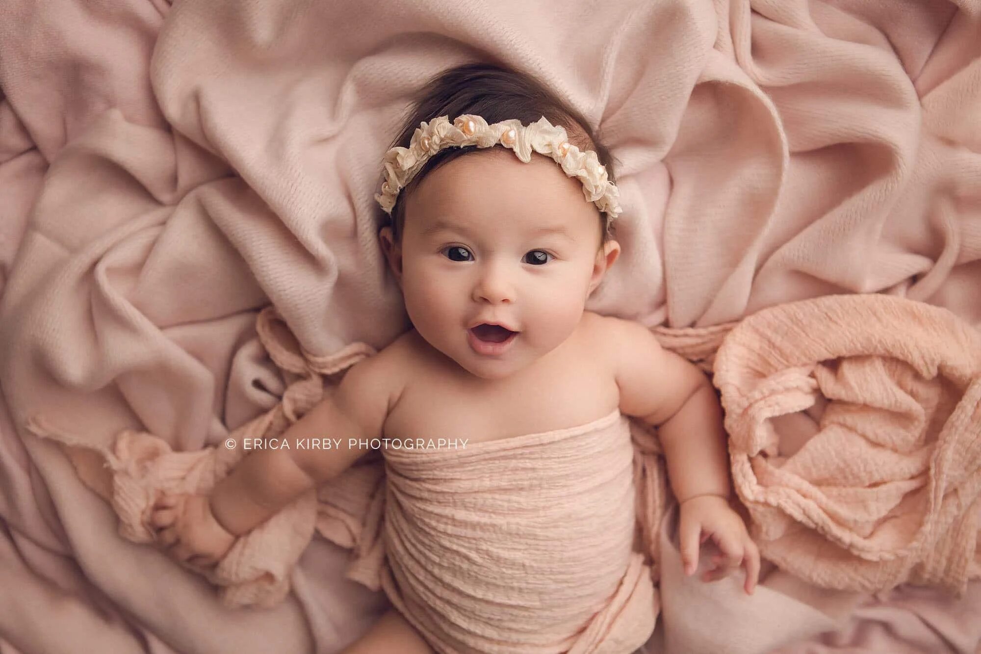 7 months baby. Ребёнок 3 месяц галерее. Идея на 3 месяца девочке. Фотоальбом pata baby. Baby foto ежемесячные.