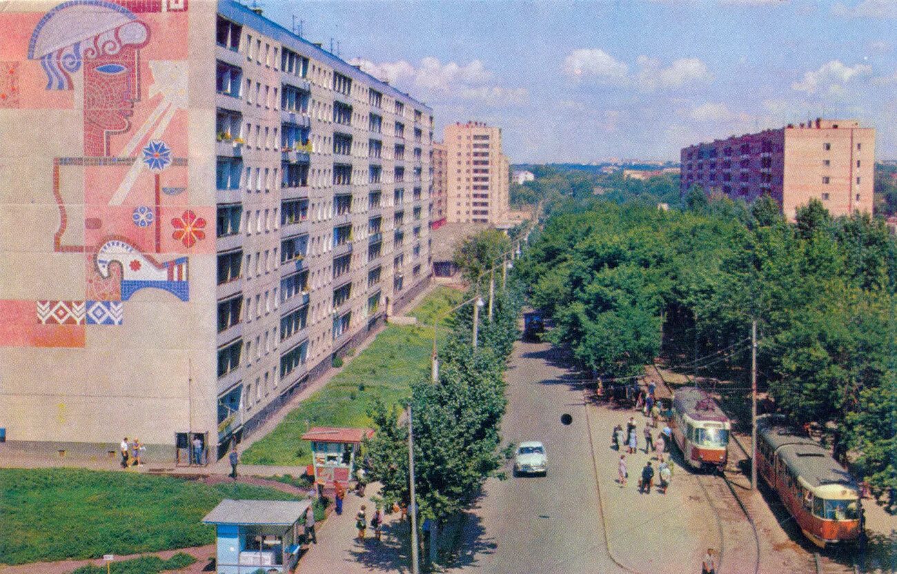 Как называется куйбышев. Самара в 90. улица осипенко самара 70 годы. самара улица осипенко 1980. куйбышев город ссср.