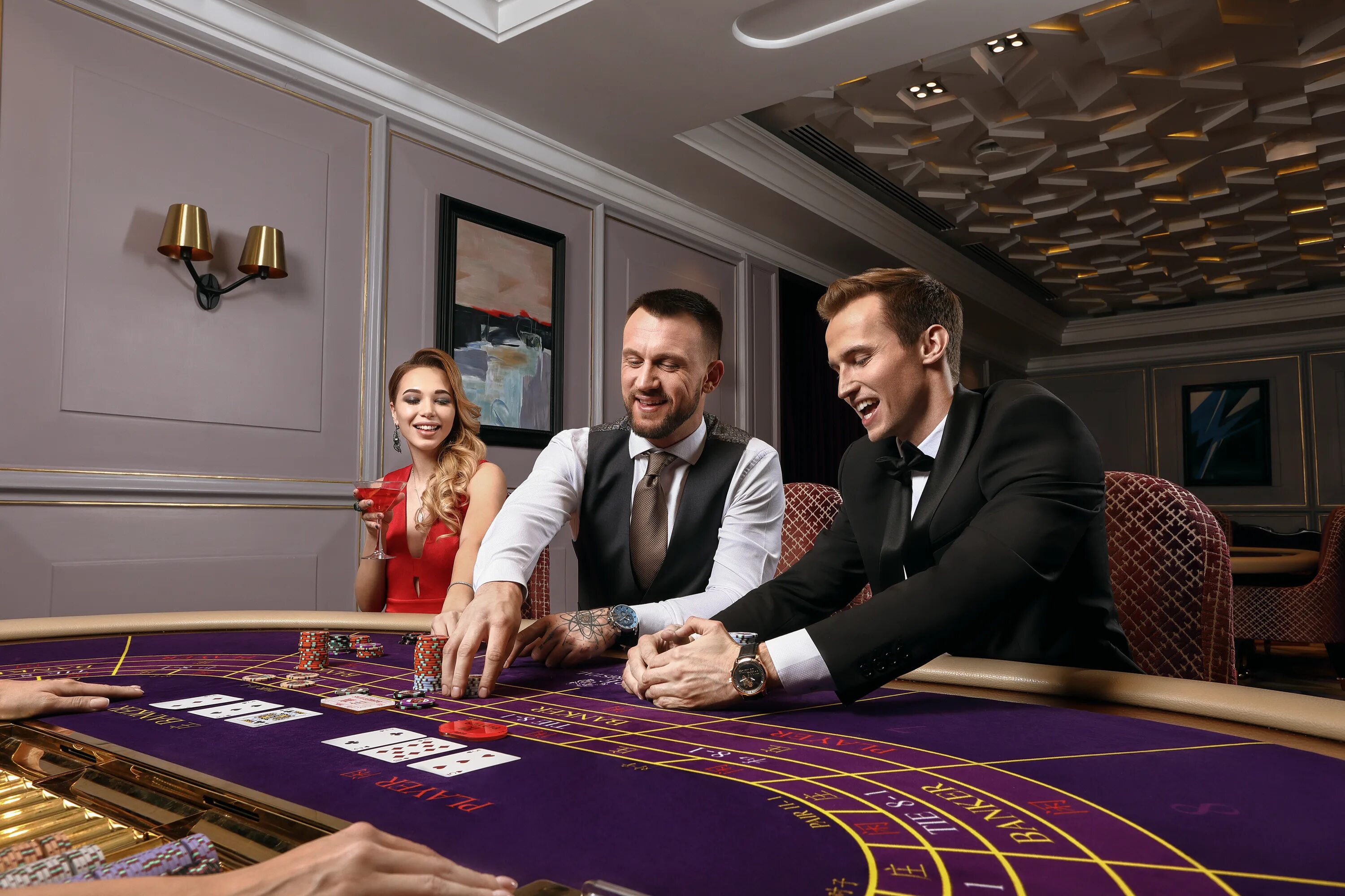 Casino отзывы россия. Казино. Казино интерьер. Реклама казино. Баннер казино.