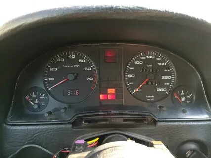 Панель ауди 80