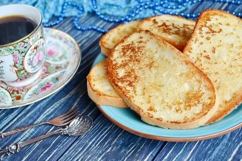 Гренки хлеб сахар и яйцо