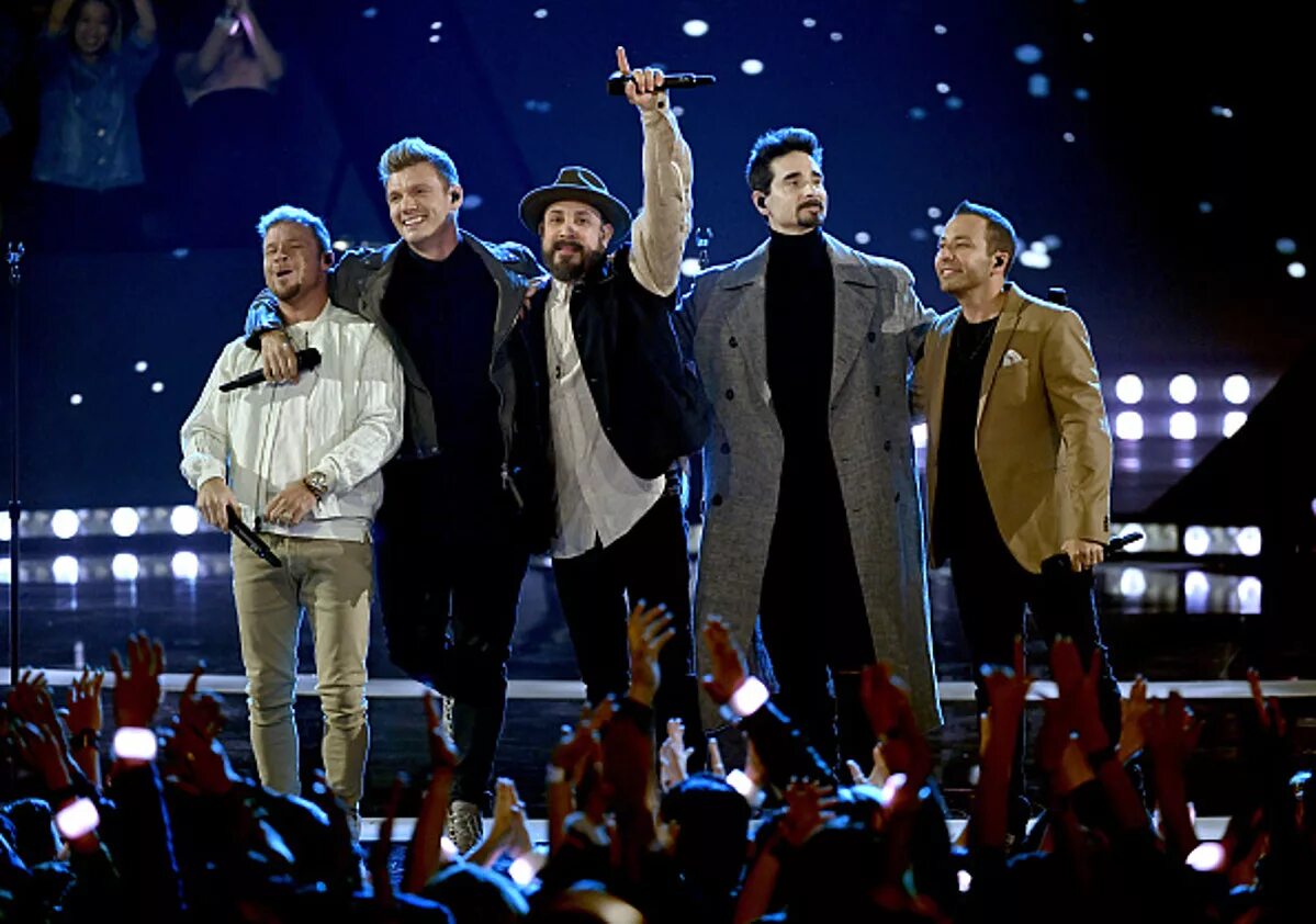 Бэкстрит бойс шоу ми зе. Backstreet boys 2024. Бэкстрит бойс шоу ми зе. Backstreet boys show me the meaning of being lonely. Бэкстрит бойс.
