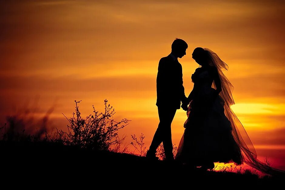 романтические картинки о любви. ночной поцелуй. будь со мной любовь моя 2. счастье быть вместе. жених и невеста на фоне заката.