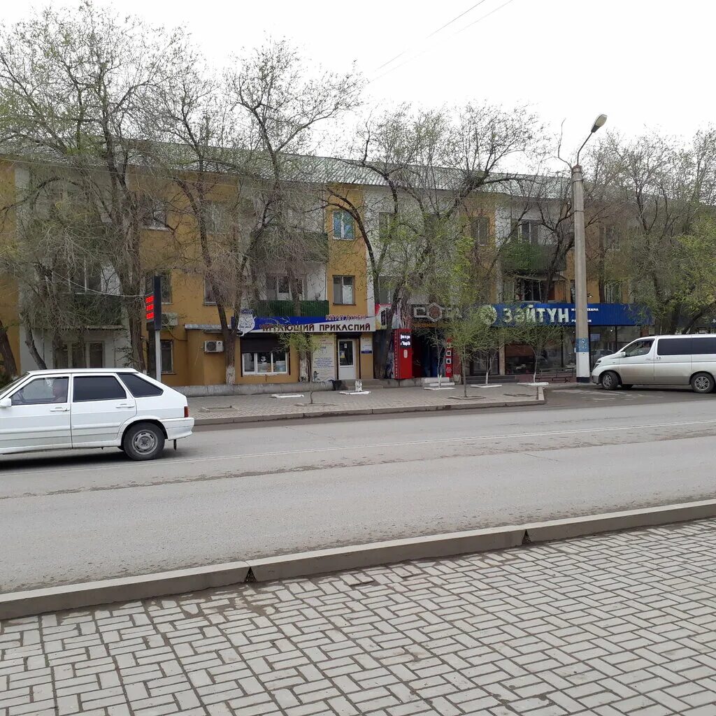 район гурьевснаб атырау. город гурьев казахстан сейчас. г гурьев казахстан. жумыскер. атырау улица ленина.