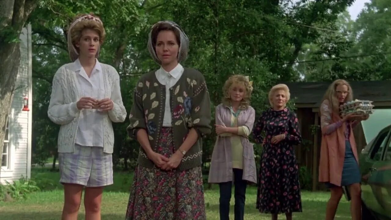 Ширли маклейн стальные магнолии. Дэрил ханна стальные магнолии. Стальные магнолии" steel magnolias (1989). Стальные ма. Steel magnolias 1989.