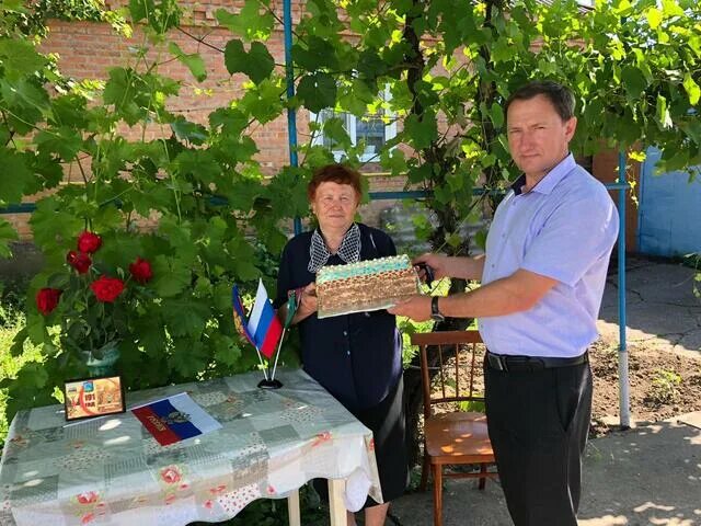 Краснодарский край новопокровский район п новопокровский. Новопокровское Краснодарский край. Хутор новый мир Новопокровский район. Ст Новопокровская. Глава Новопокровского района Краснодарского края.