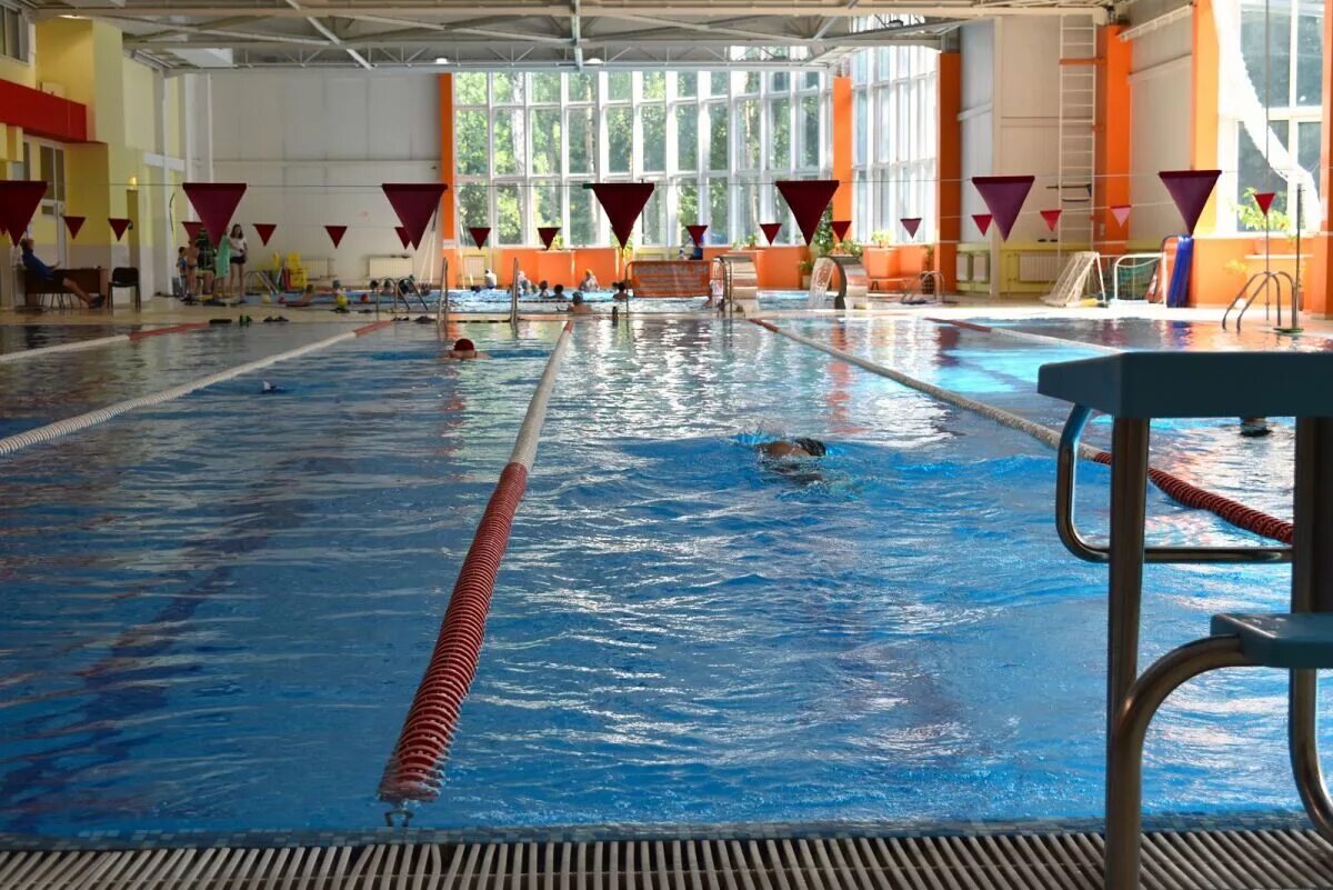 Бассейн пойма. Бассейн пойма. Дельта плюс павшинская пойма бассейн. Бассейн олимпийский пенза. Видное бассейн под открытым небом.