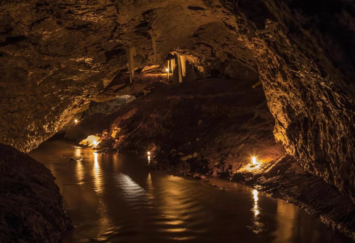 Пещера содержание. Пещера содержание. Пещера женевская грот озерный. Пещера тэнара. Темная пещера.