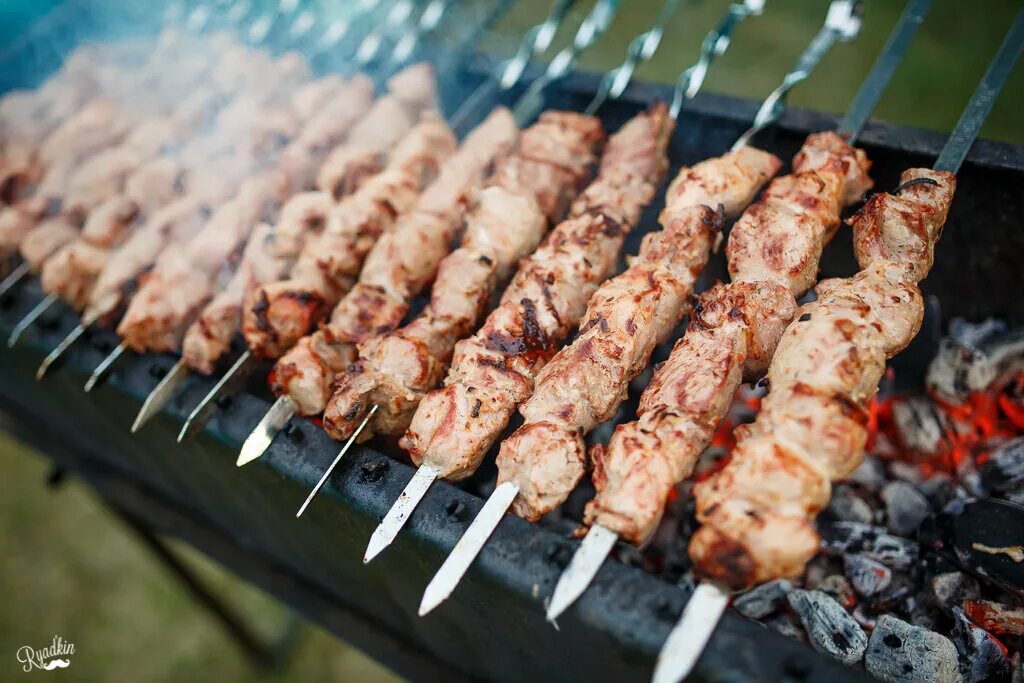 Kebab grill. Шашлык. Шашлык Эстетика. Шашлык на шампуре. Кебаб на мангале.