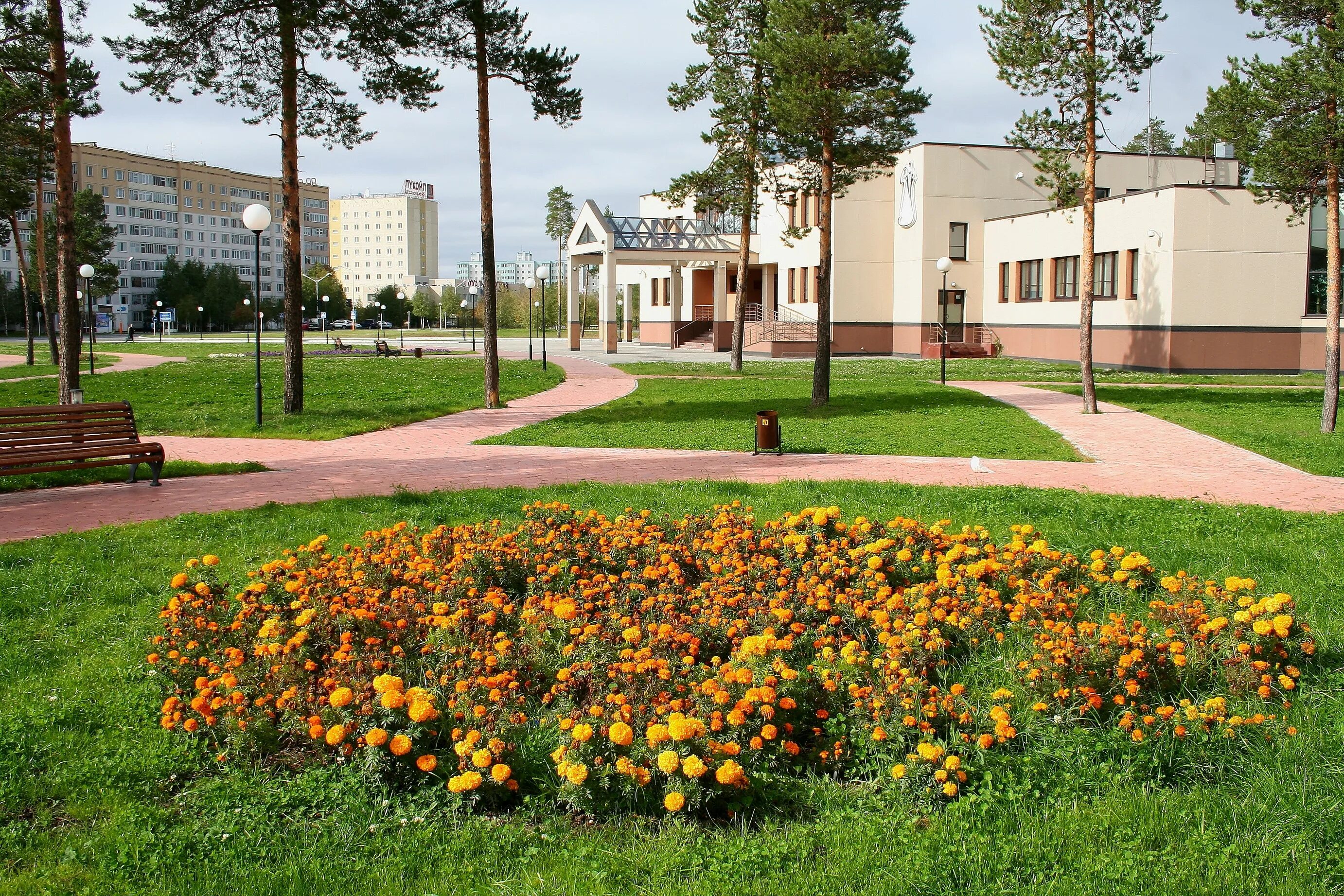 Когалым загс. Когалым тюменская область. Когалым загс. Городской пляж когалым. Загс когалым.