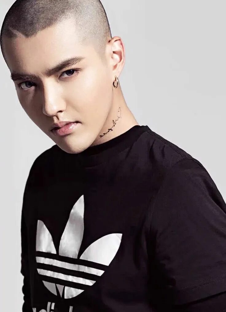 Kris. Kris Wu 2022.