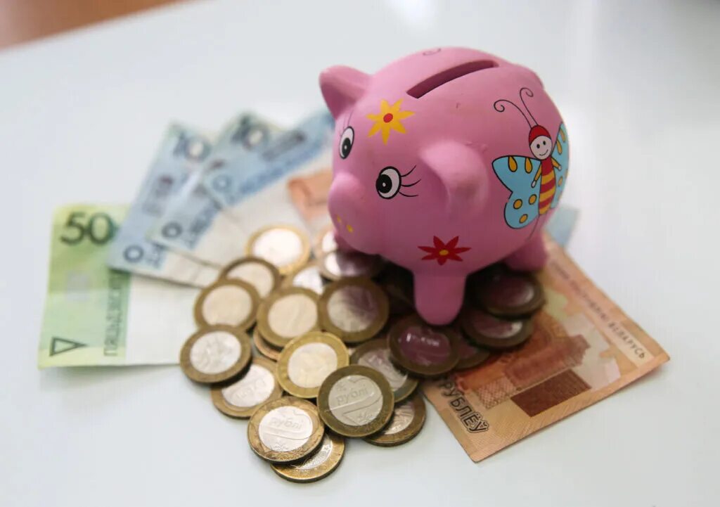 Налоги. Зарплата налогового инспектора с января 2023 года. Зарплата в Беларуси. Зарплата налогового инспектора в 2023 году. Налоги беларуси 2023