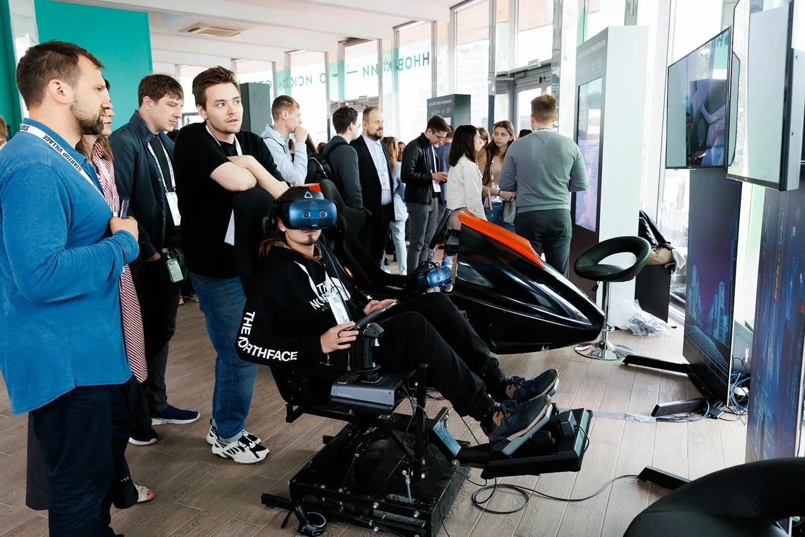 московский акселератор лого. московский стартап. стартап проекты москва. московский стартап. московский стартап.