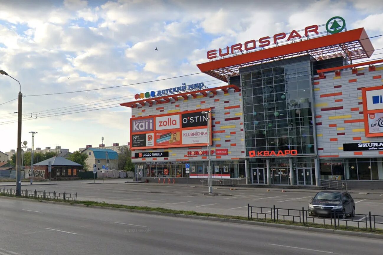 Квадро торговый центр омск. Торговый комплекс квадро омск. Квадро, омск, улица 10 лет октября. Квадро торговый центр омск. Тк квадро омск.