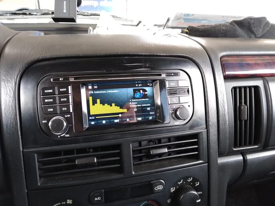 Джип чероки магнитола. Джип чероки магнитола. Джип чероки магнитола. Магнитола jeep grand cherokee wj. Мультимедиа jeep grand cherokee wk.