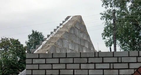 Выложены фронтоны