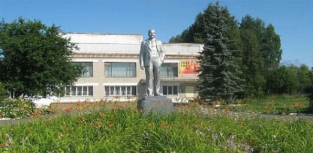 Рыболово томская область население. Рыбалово. Парк ссср в рыбалово. Рыбалово томск. Рыбалово.