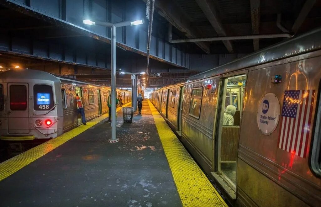 Метрополитены сша. Станции метро Нью Йорка. Поезд метро Нью-Йорка. Метро Нью-Йорка 2023. Подземка Нью-Йорка.