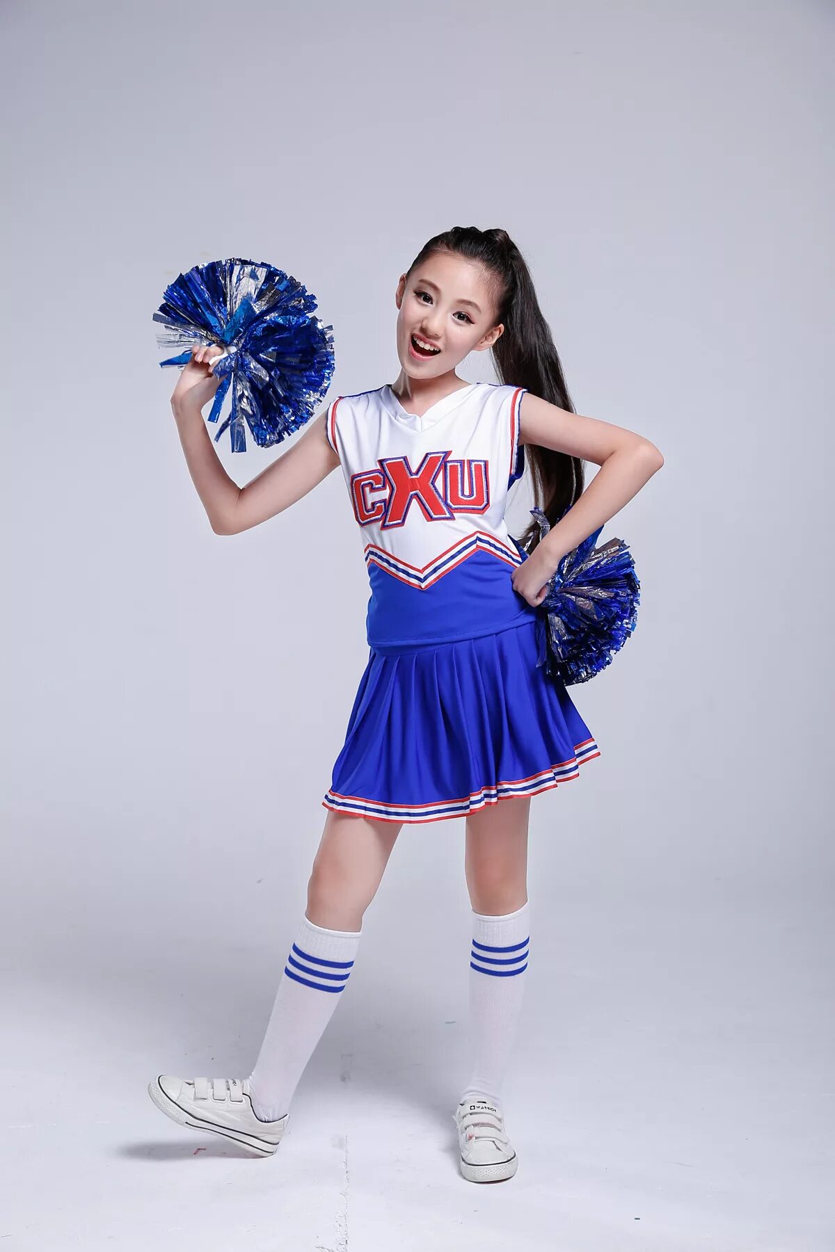 Черлидинг. Черлидинг девочки. Черлидерши помпоны. Девочка черлидинг. Черлидерша саманта лопес.