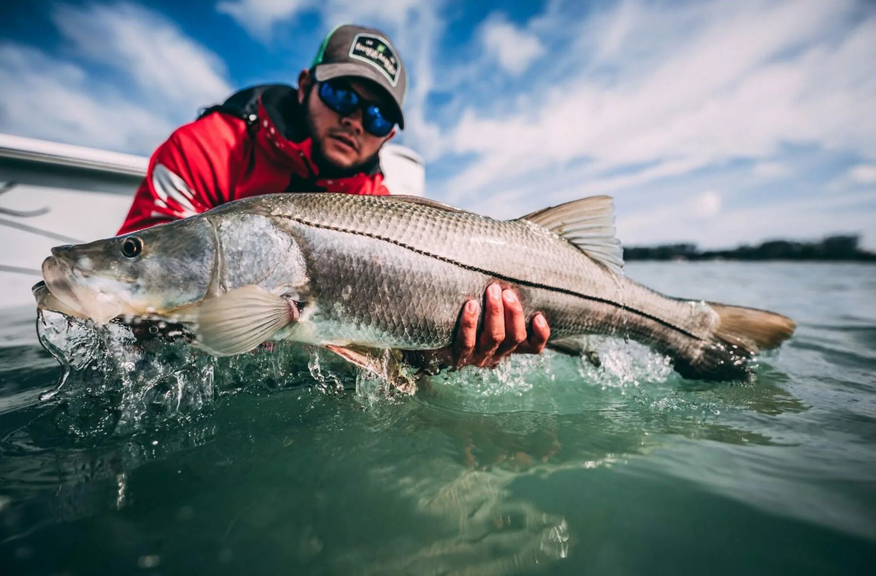 рыбалка «на море». нахлыстовая оснастка. рыбная ловля. рыбалка на горной реке. нахлыст и девушки.