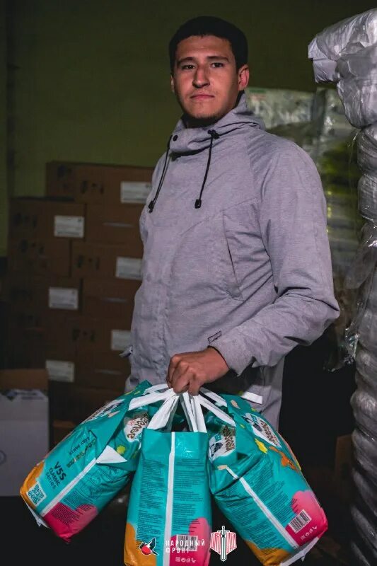 благо нуждающимся. руки друг к другу. благотворительность картинки. благотворительность иллюстрация. протяни руку.