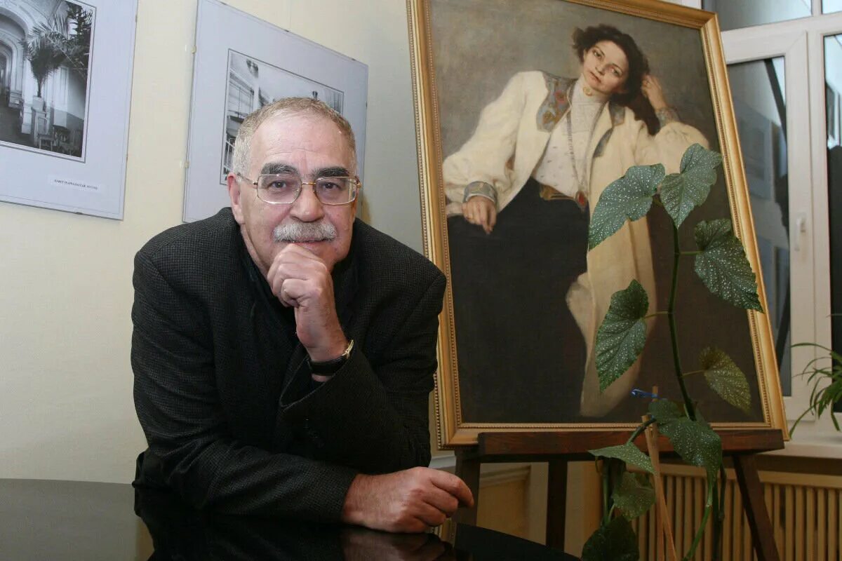 алимов режиссер комиссаржевской. художественный руководитель театра комиссаржевской. санкт-петербургский драматический театр комиссаржевской. руководитель театра комиссаржевской. директор театра комиссаржевской спб.