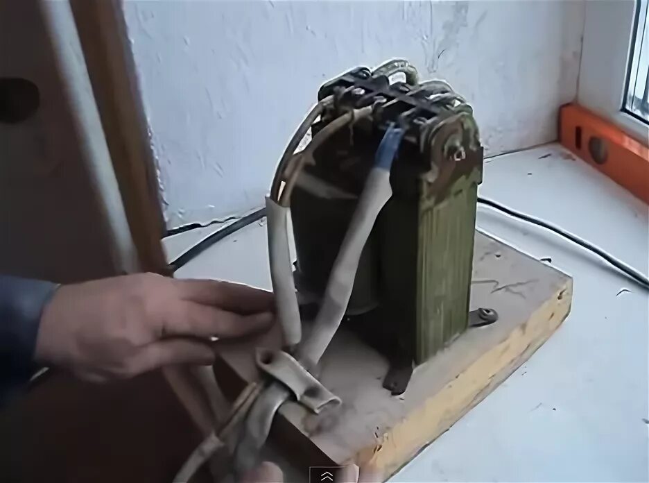 Трансформатор 220 вольт к сварочному аппарату. Сварочный трансформатор вольта. Сварочный трансформатор тдм-401. Тс-500 сварочный трансформатор паспорт. Тдм 317 сварочный аппарат.