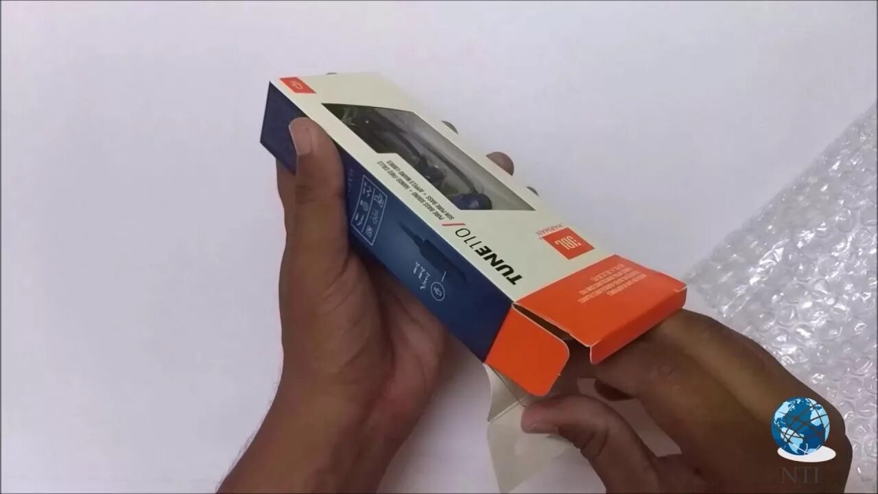 Jbl tune разобрать. Jbl tune 110. rohs jbl tune 110. jbl t110 оригинальная коробка. jbl tune flex nc оригинальная коробка.