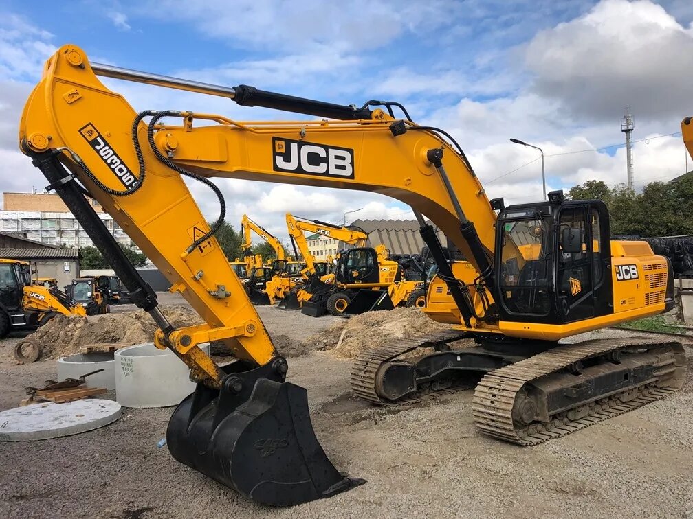 Экскаватор 305. Экскаватор hyundai r305lc-7. Катки на экскаватор cat 305sr. Экскаватор xcmg xe490d. Экскаватор 305.