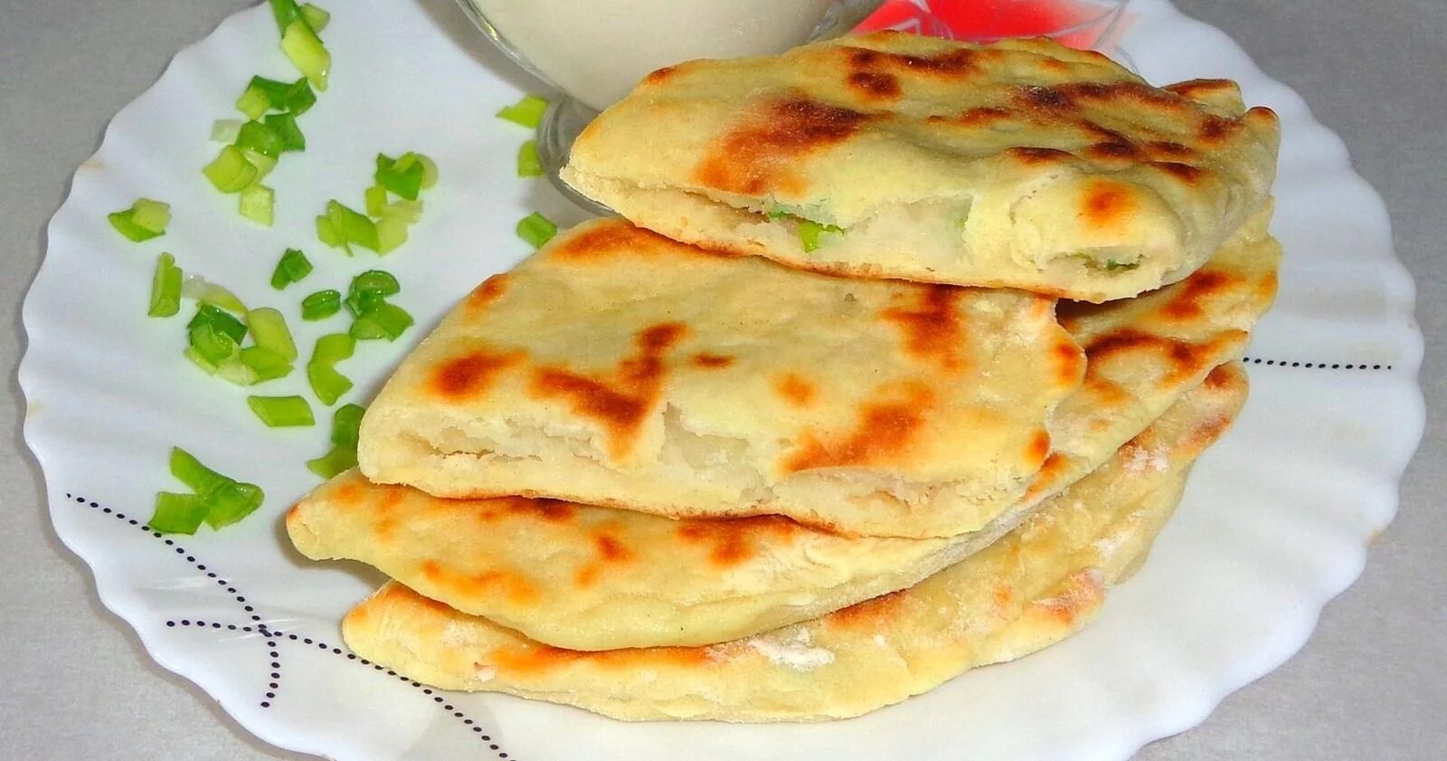 Чуду по дагестански рецепт с картошкой. Даргинское чуду. чудо кефир. лепешки чудушки. даргинские чудушки.