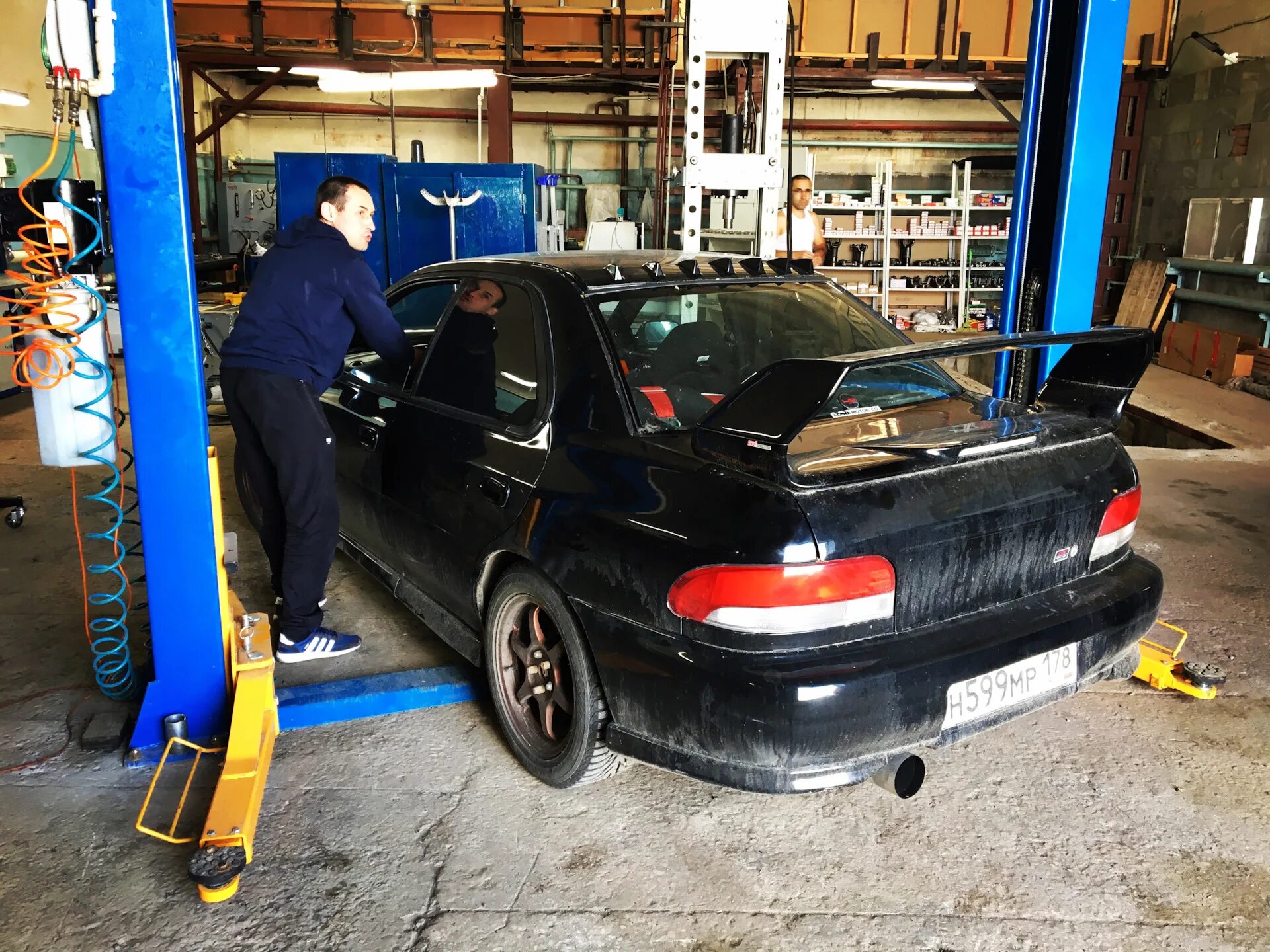 Субару распил. Субару легаси 2001 универсал распил. Субару распил. Распил субару импреза gg2. Субару распил.