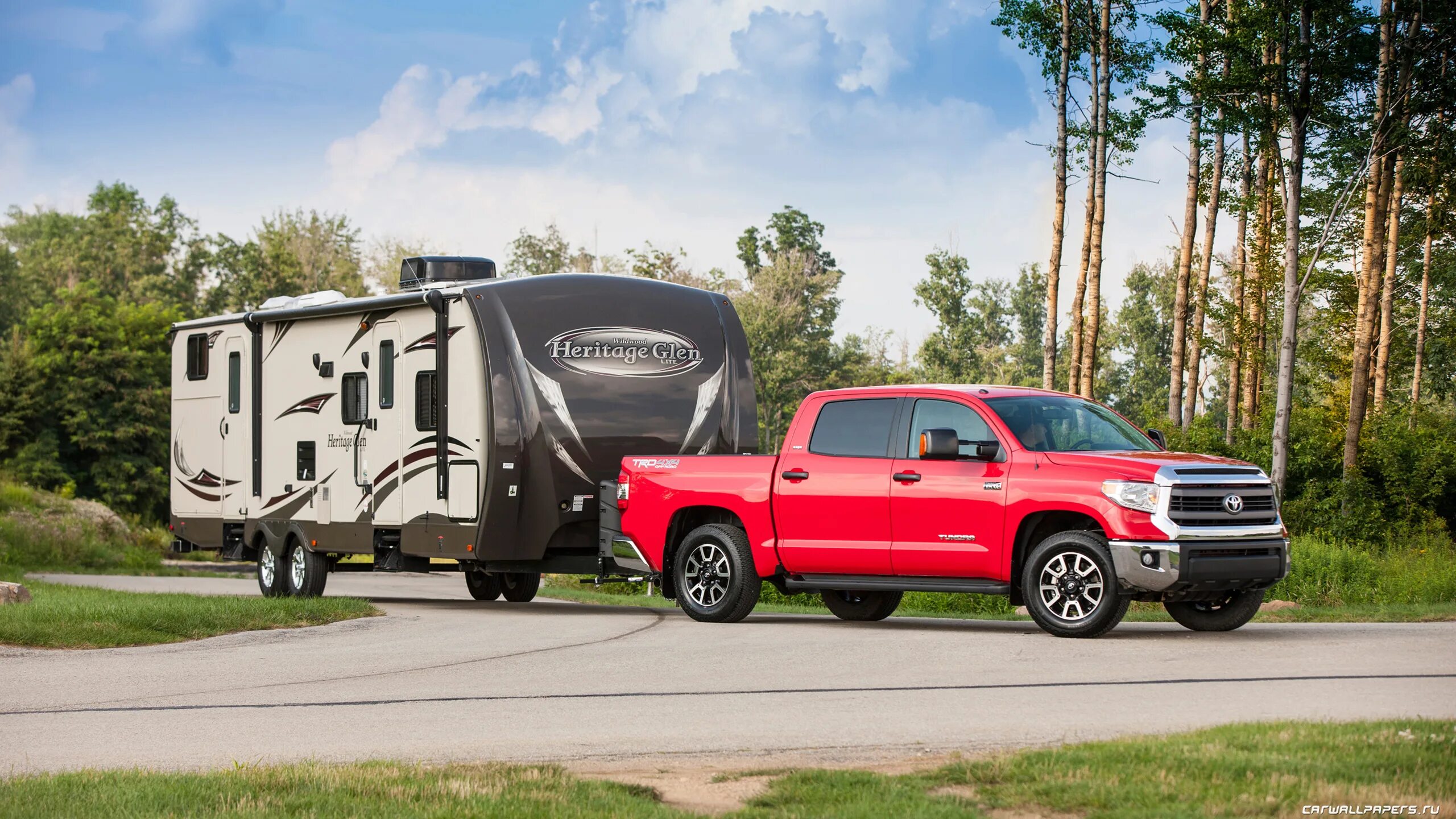 Минусинский завод прицепов тундра. Toyota tundra towing. Прицеп тундра. Прицепы тундра. Самосвал гидравлический прицеп.