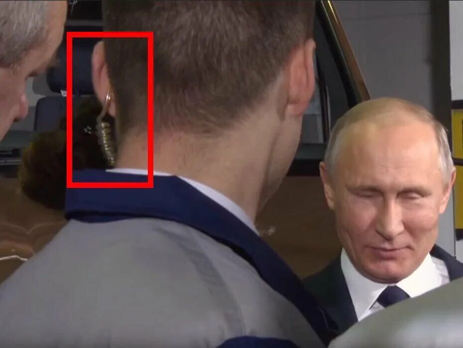 Оговорки политиков. Изображение Путина. Рядом с Путиным.