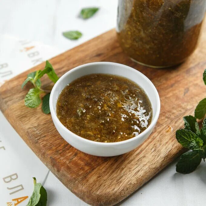 Соус из фейхоа к мясу. Фейхоа протертая с сахаром. фейхоа протертое с сахаром. фейхоа сорт мамонт. протертая смесь фейхоа для иммунитета.