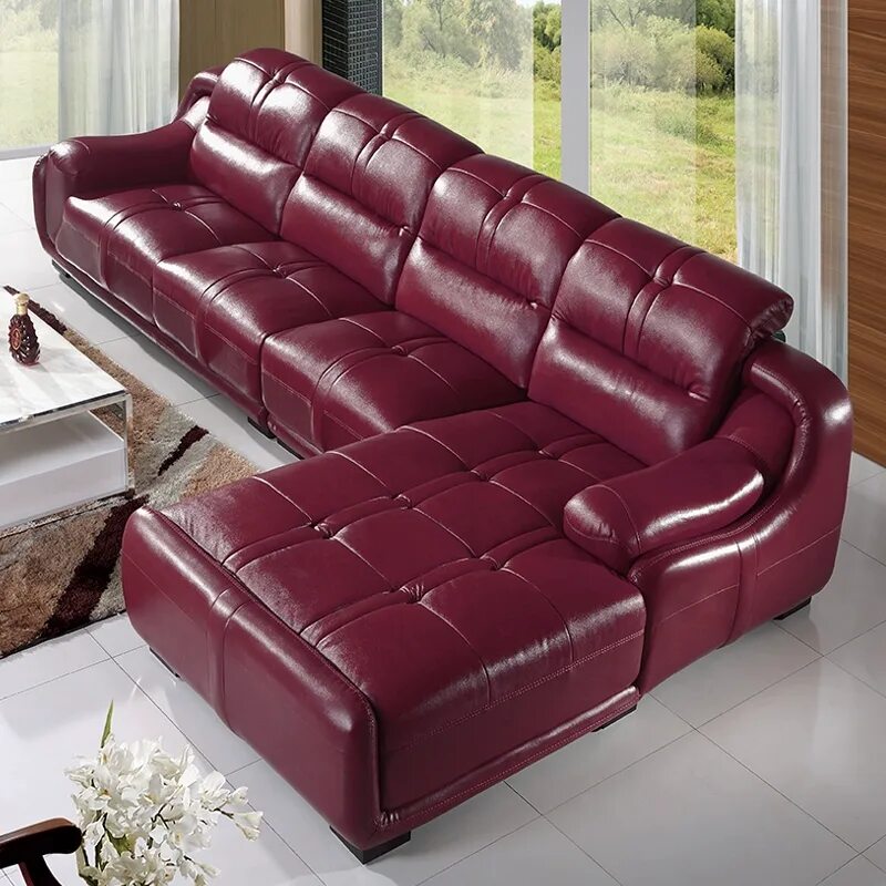 красный диван. обивка дивана. цвет кожаных диванов. кожаный диван в интерьере. диван из кожзама.