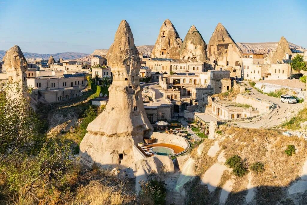 Гереме национальный парк-музей. Goreme kaya hotel cappadocia. Национальный парк гёреме. Отель в пещере в каппадокии. Aza cave hotel.